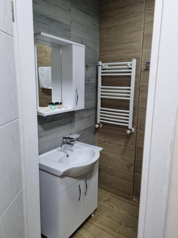 Mahali Hotel Батумі Екстер'єр фото