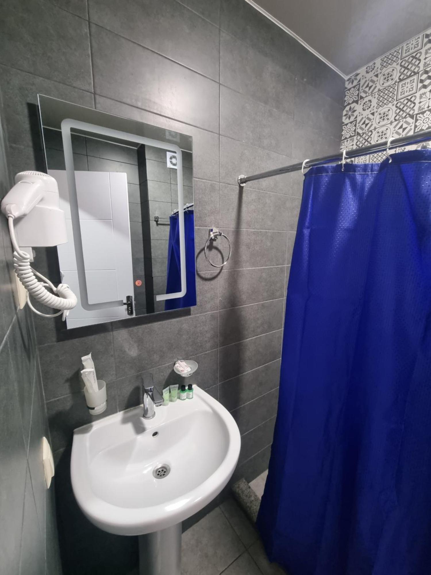 Mahali Hotel Батумі Екстер'єр фото