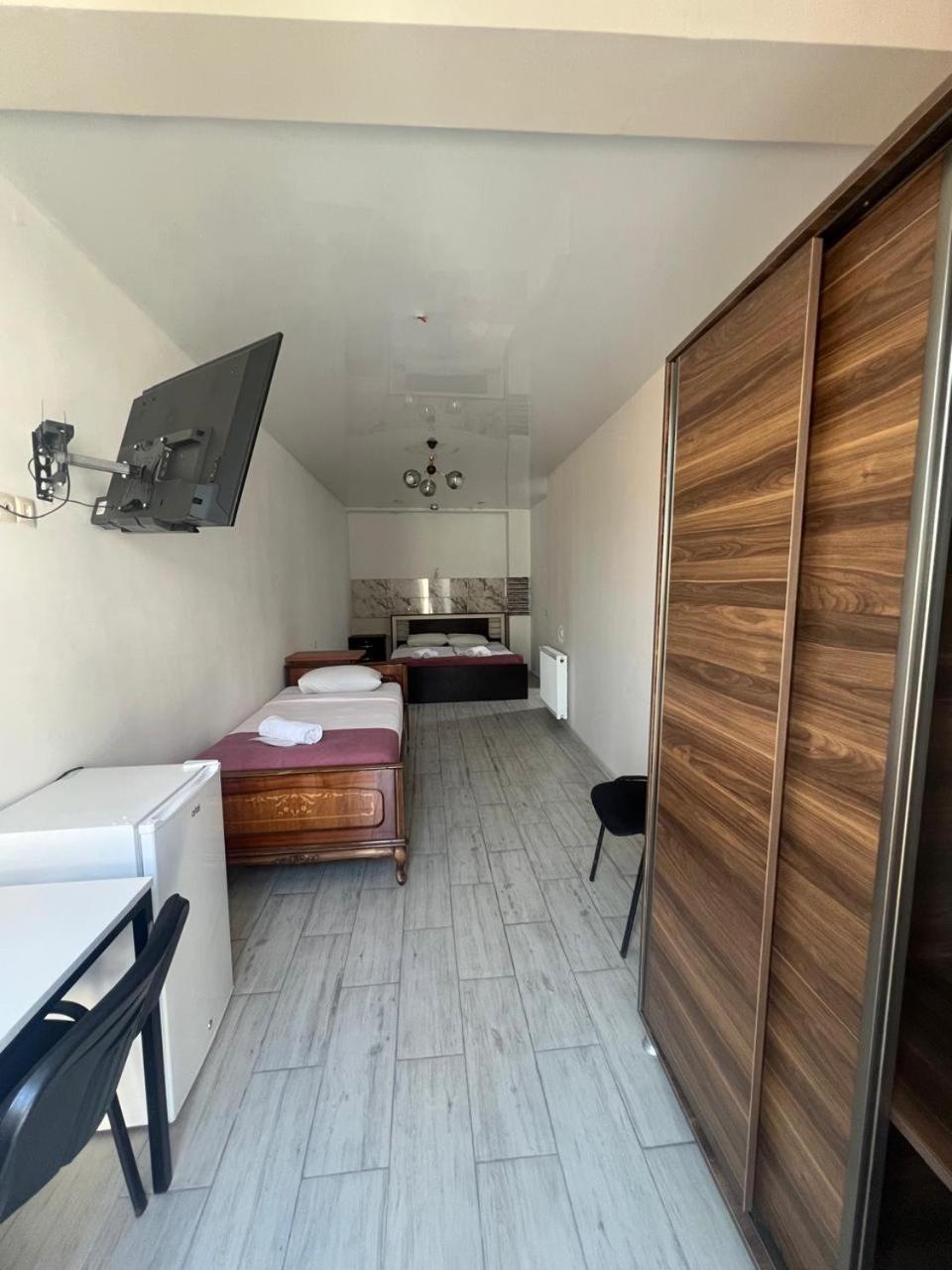 Mahali Hotel Батумі Екстер'єр фото